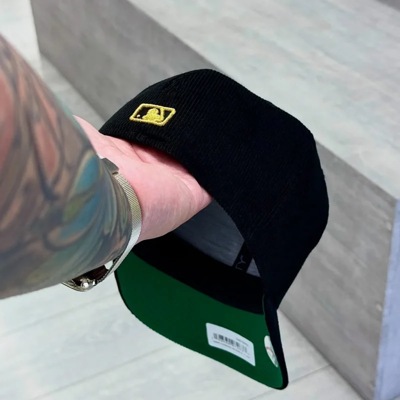 28a45b012eb56c5bed6521d88fb60d68